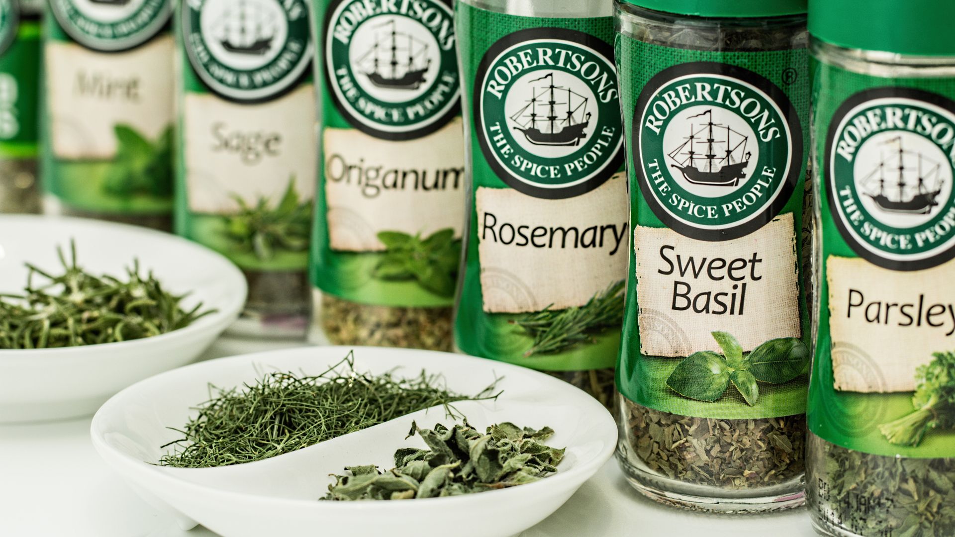 Fresh herbs and seasonings